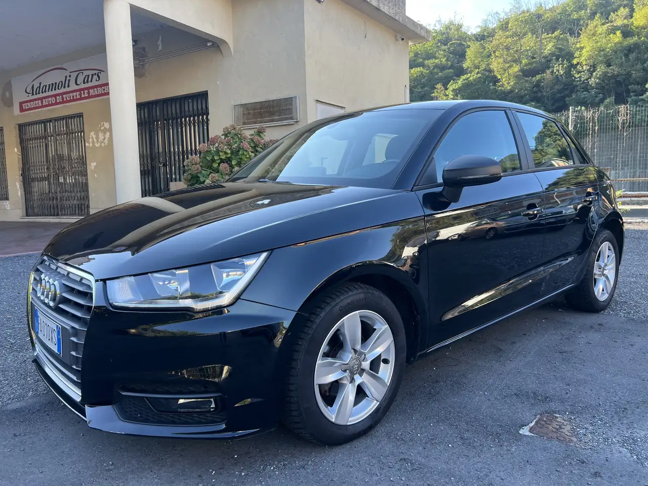 Audi A1 Sportback 1.6 tdi Ambition 90cv — photo 1 of 14