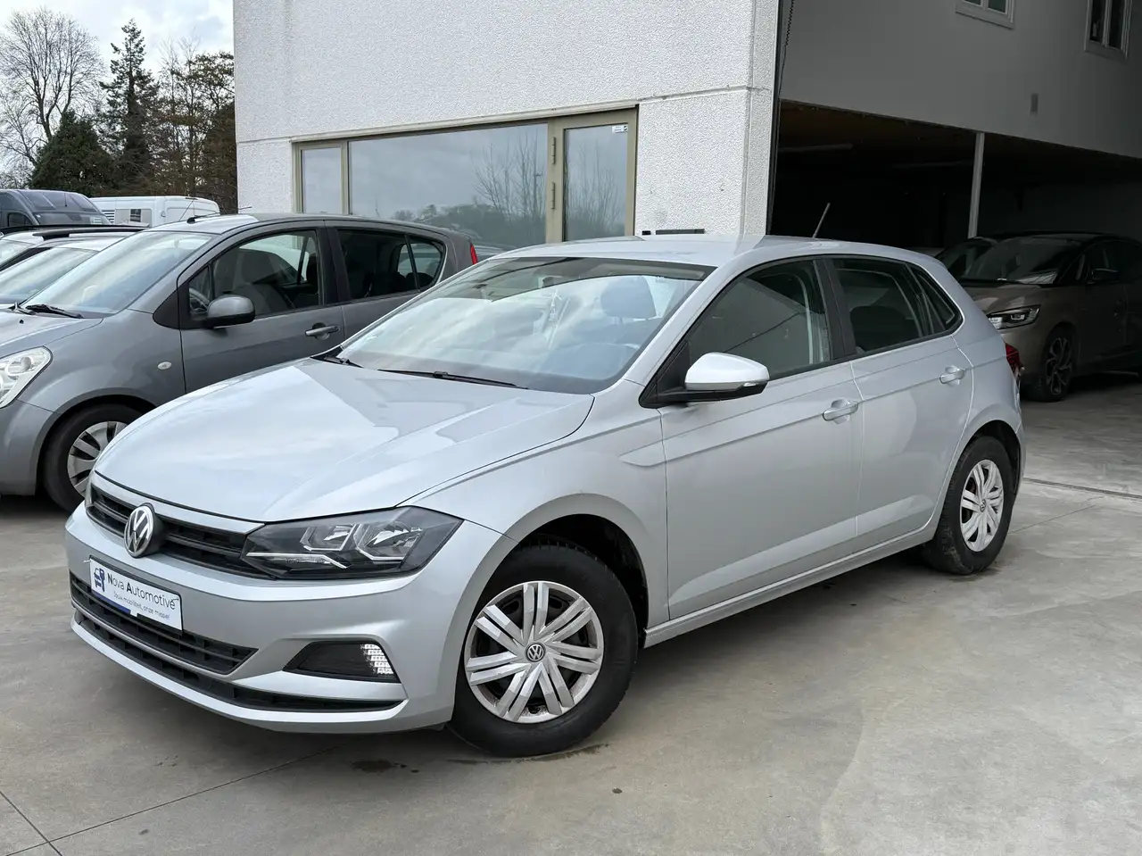 Volkswagen Polo Polo 1.0i Comfortline LED – Airco – PDC – 2de Eigenaar – 12 Maanden Garantie — photo 1 of 15