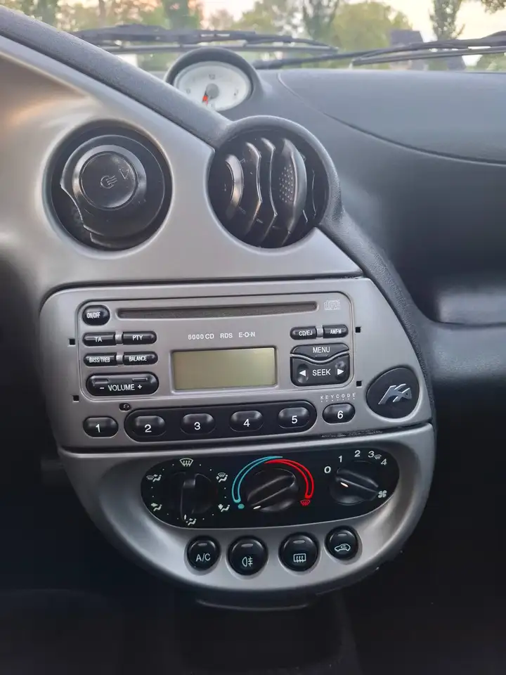 Ford Ka/Ka+ 1.3 — photo 1 of 18