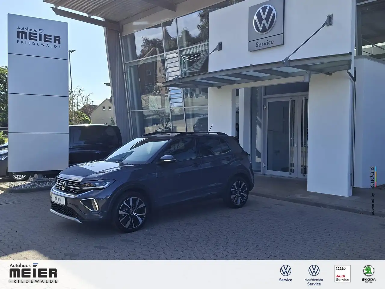 Volkswagen T-Cross R-Line 1.5TSI DSG AHK Navi Matrix-LED — photo 1 of 15