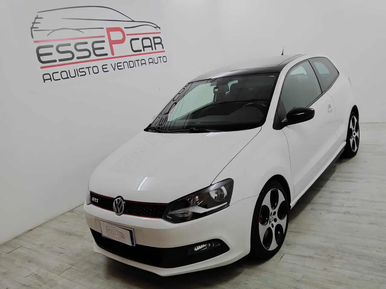 Volkswagen Polo 1.4 TSI DSG GTI AUTOMATICO — photo 1 of 8