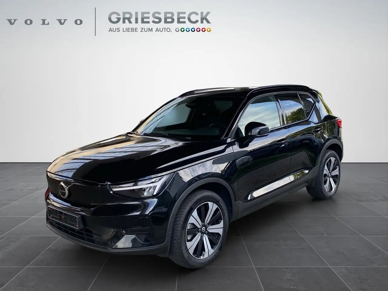 Volvo XC40 P8 Plus Recharge Pure Electric ACC+LED+Navi — photo 1 of 20