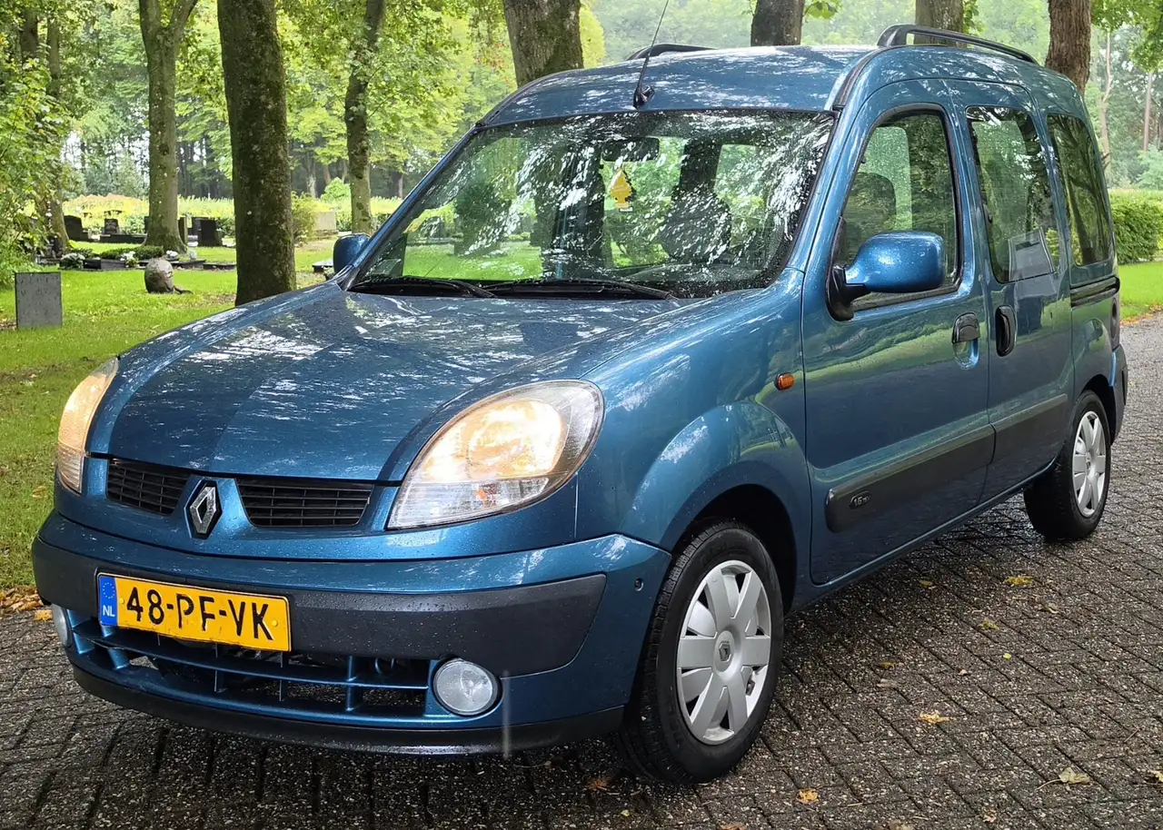 Renault Kangoo 1.6 16V 2004 Nieuw apk — photo 1 of 13