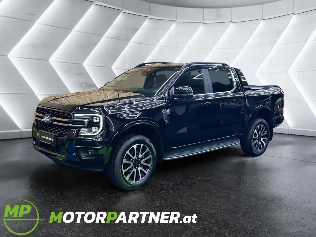 Ford Ranger Platinum | 3,0L V6 | NoVA-frei | auf Lager — photo 1 of 23