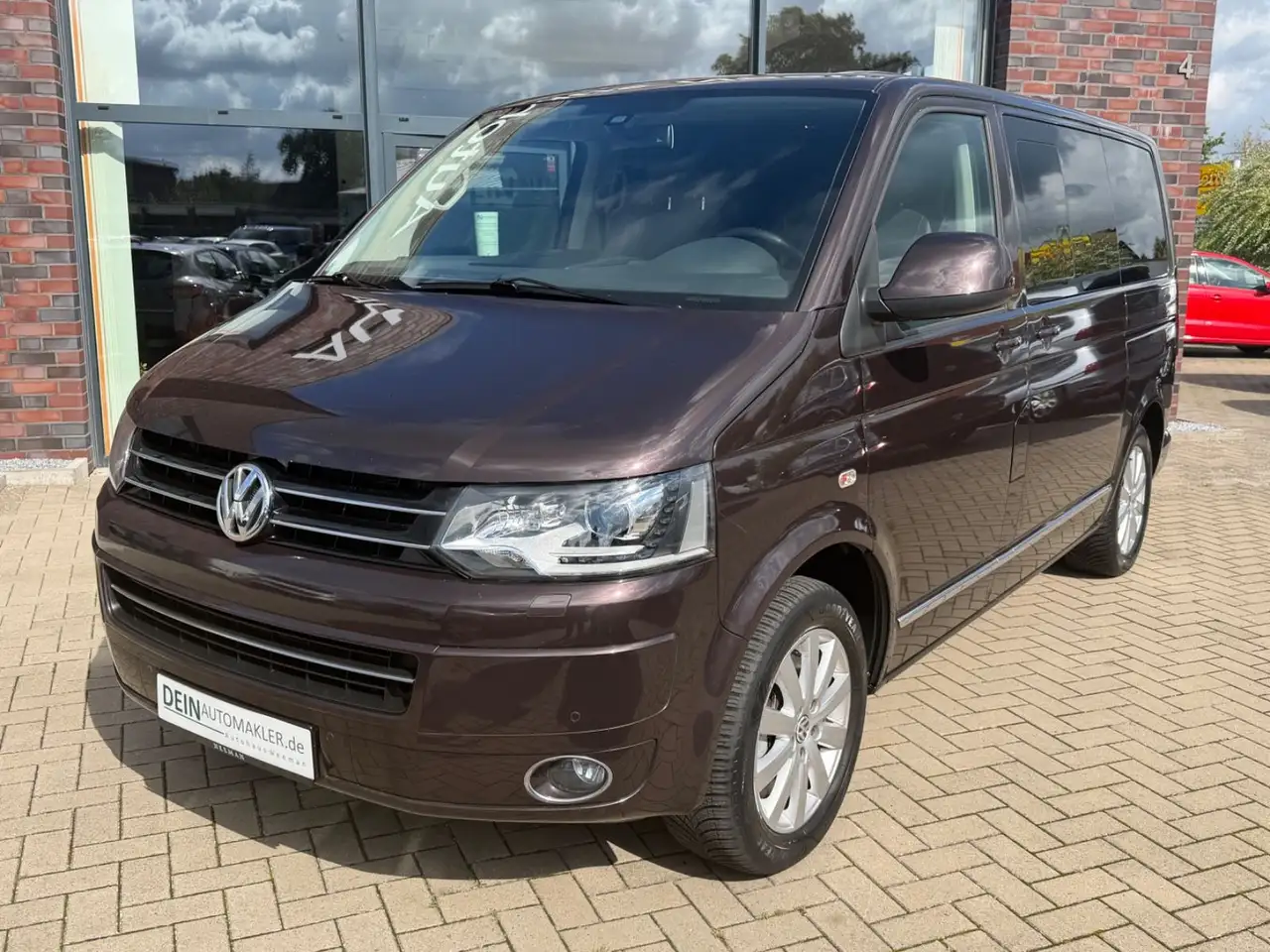 Volkswagen T5 Multivan Highline *DYNAUDIO*Alcantara* — photo 1 of 27