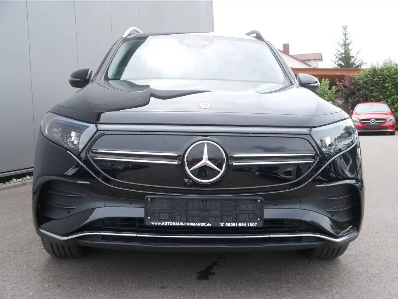 Mercedes-Benz EQB 350 EQB 350 4Matic (243.612) — photo 1 of 16
