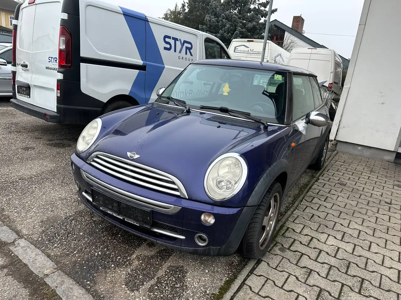 MINI One MINI ONE *Klima* — photo 1 of 5