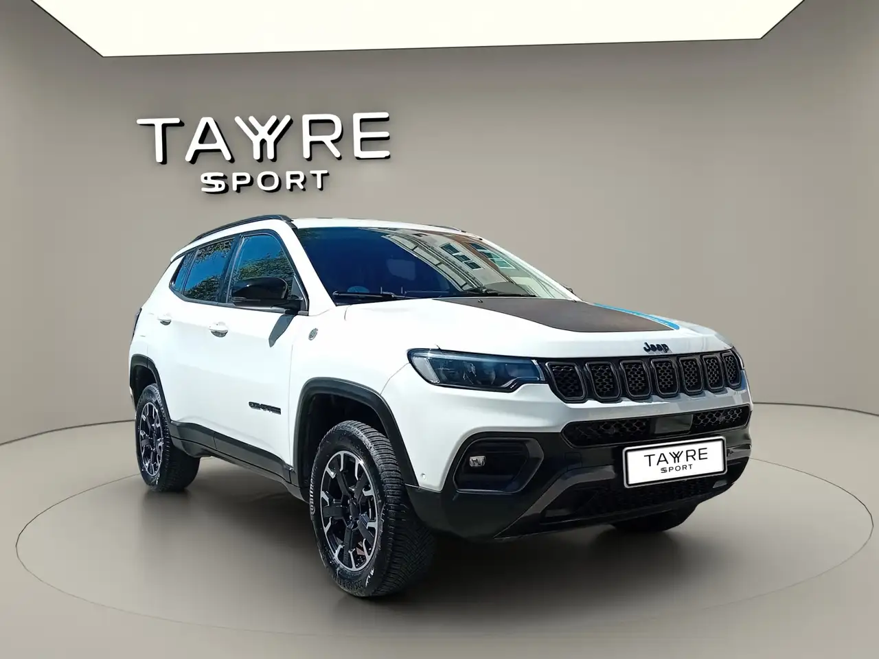 Jeep Compass 1.3 PHEV Trailhawk EAWD Aut. 240 — photo 1 of 16