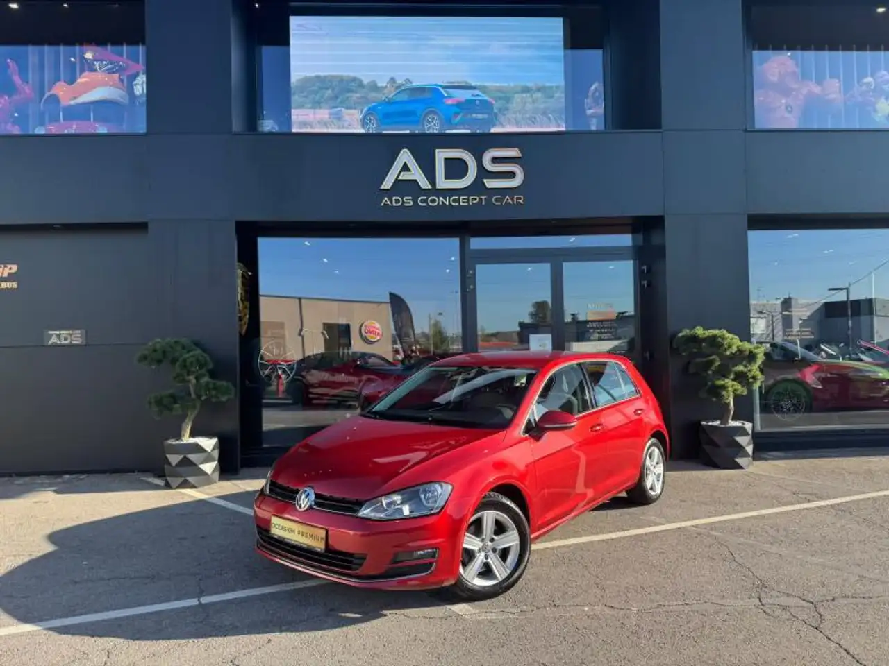 Volkswagen Golf VII Highline 1.4 122ch/Clim/Bluetooth — photo 1 of 16