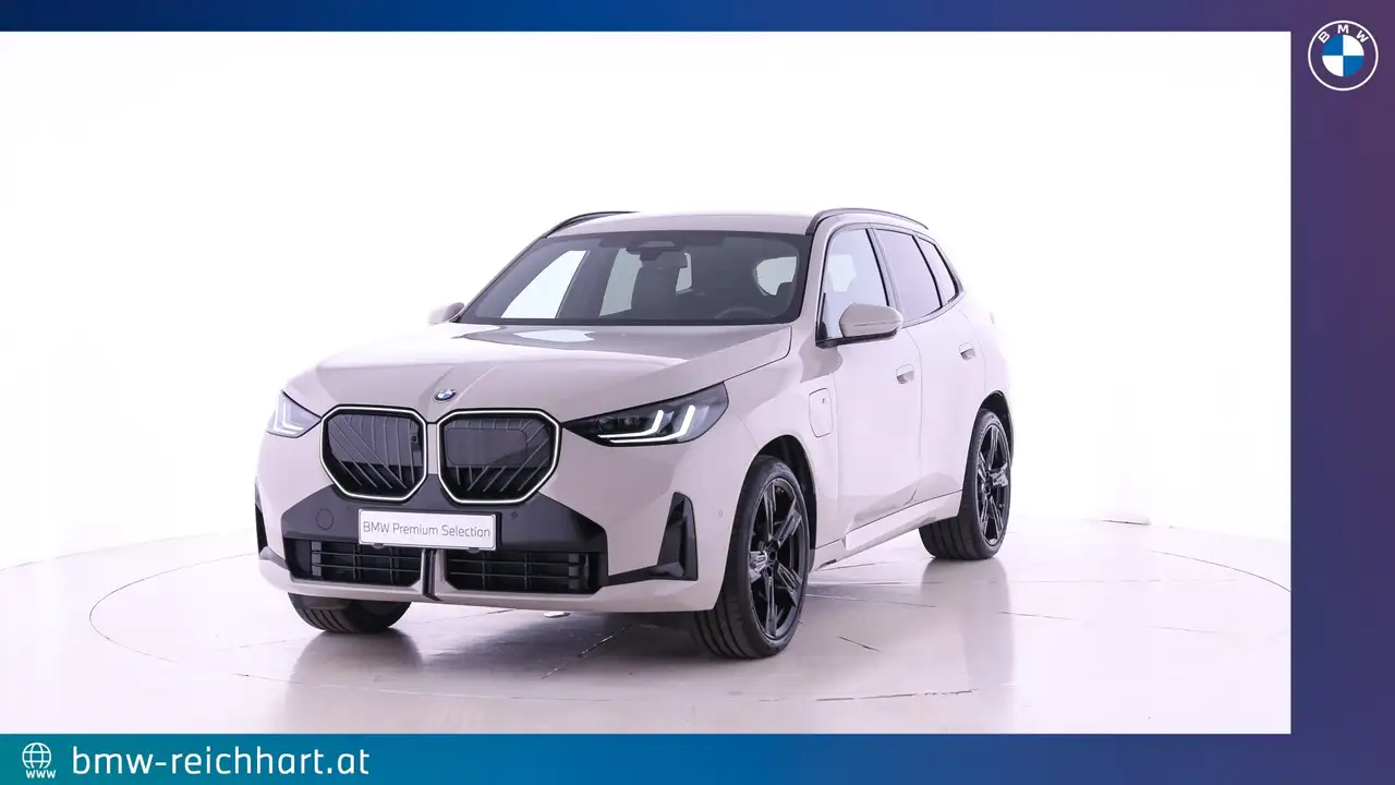 BMW X3 30e xDrive M-Sport Pro / AHK / Driving & Parking Ass Prof / Harman Kardon / HeadUp / Sitzklimatisier — photo 1 of 17