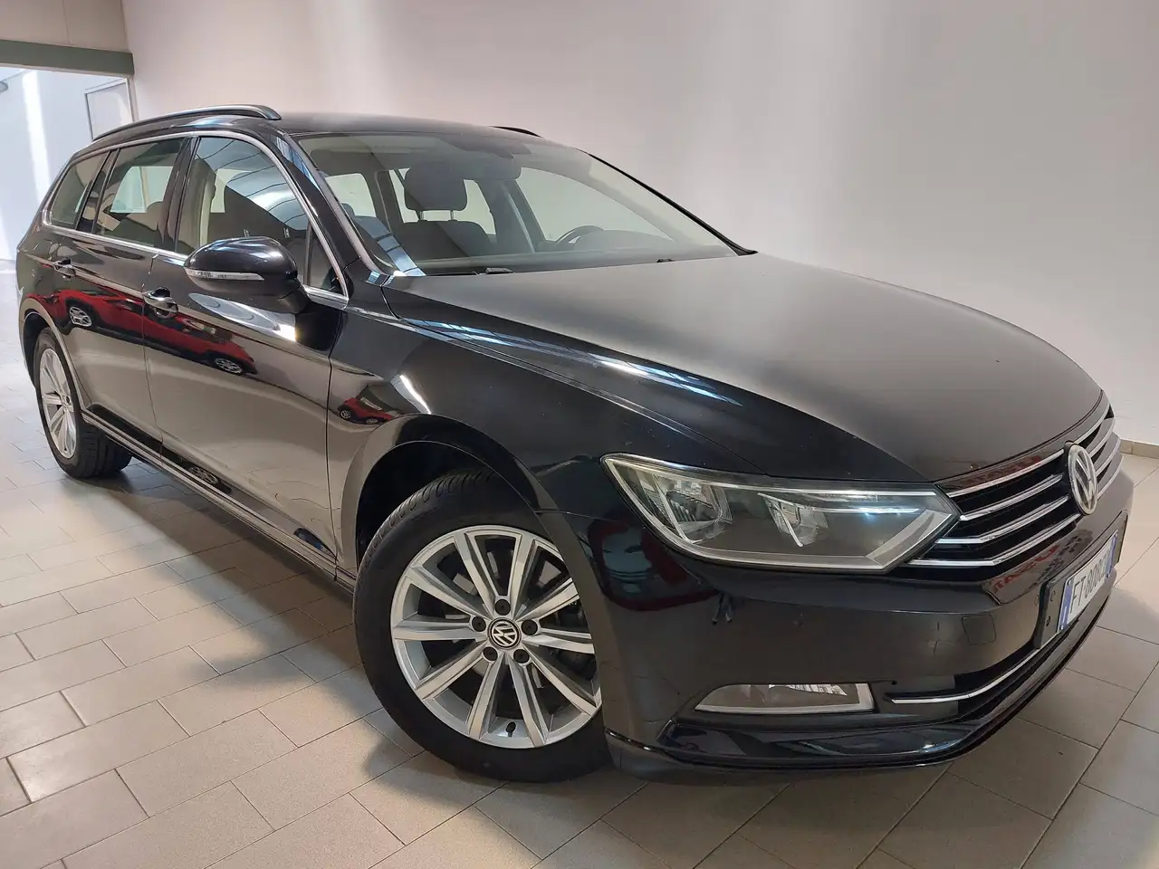 Volkswagen Passat Variant PASSAT VARIANT 2.0 TDI 150CV DSG NAVI — photo 1 of 15