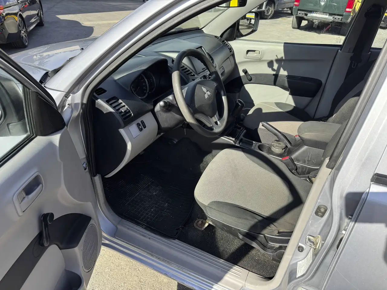 2012 Mitsubishi L200 DK Di-D 2,5 Work Edition 4x4 Klima, photograph 10