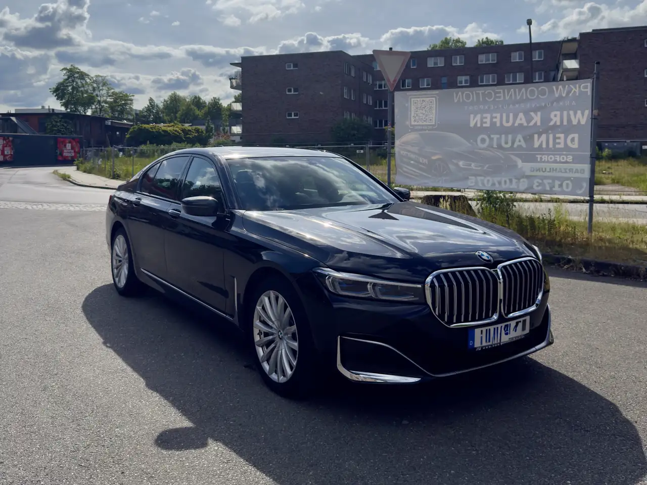 BMW 730 730d — photo 1 of 10