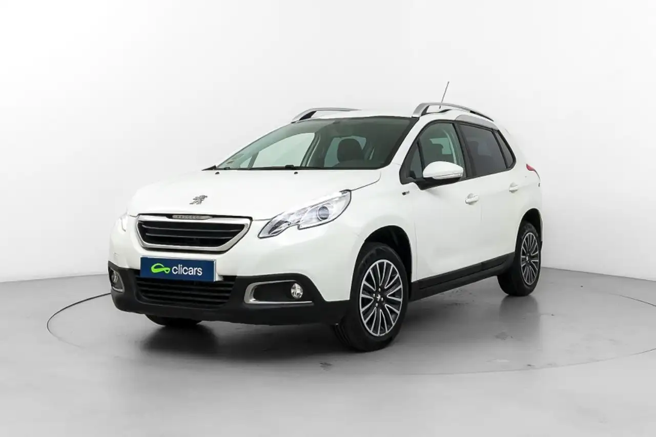 Peugeot 2008 1.2 VTI PureTech Active — photo 1 of 15