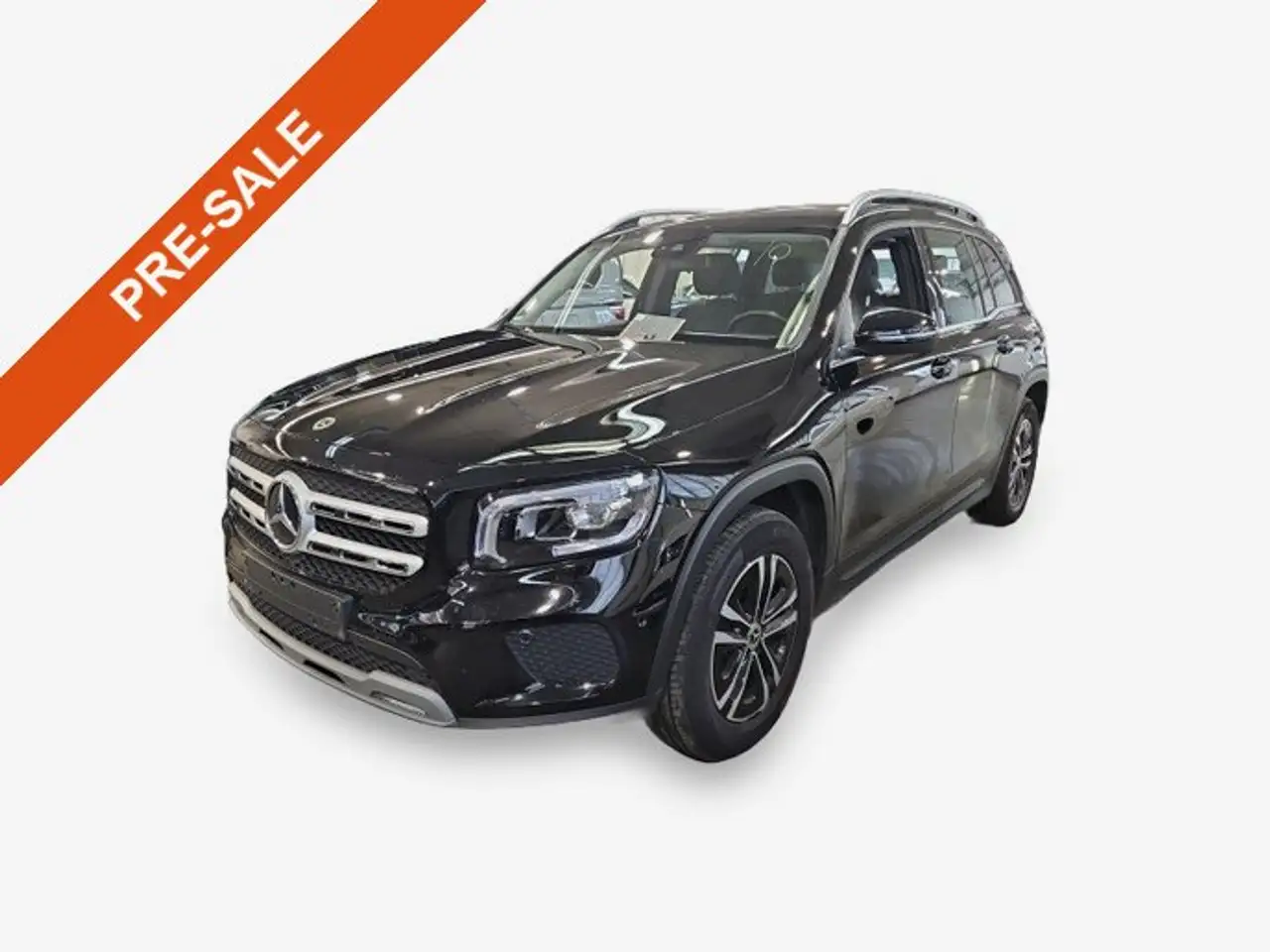 Mercedes-Benz GLB 200 NAVI KLIMAAUT LED RADIO TEMPO MFL SHZ VC AHK KAMERA T-Leder RFK — photo 1 of 16