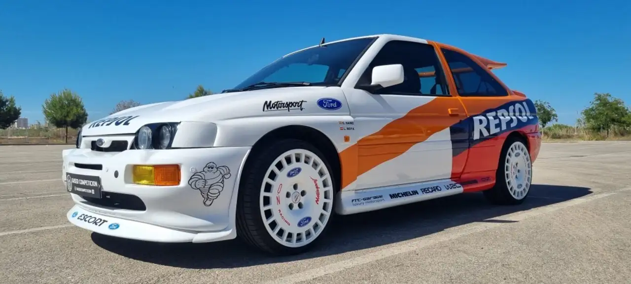 Ford Escort RS 2000i 16v — photo 1 of 15