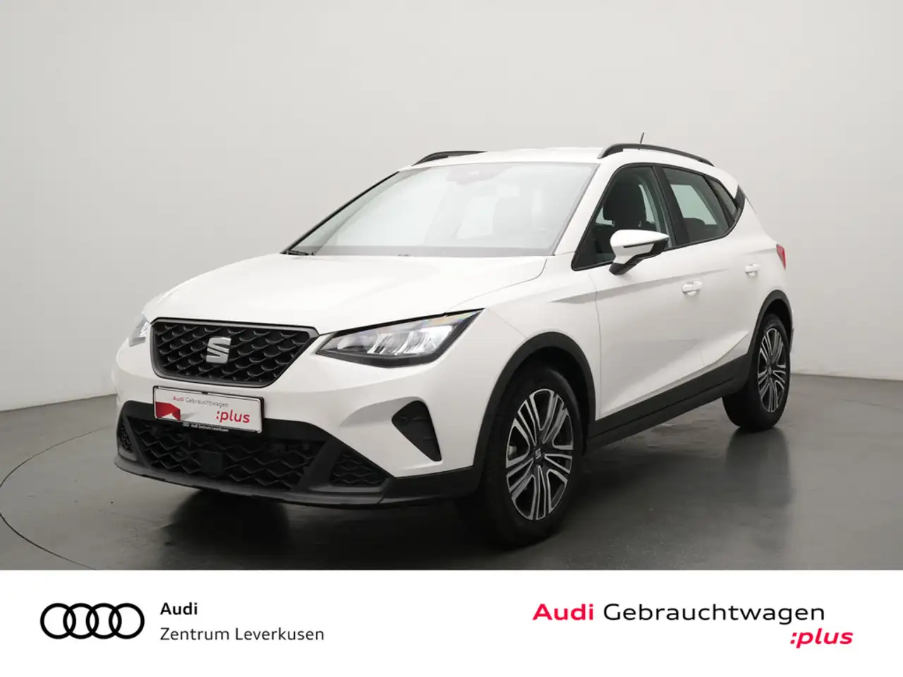 SEAT Arona Style Edition DSG VIRT CARPLAY KAM PDC — photo 1 of 15