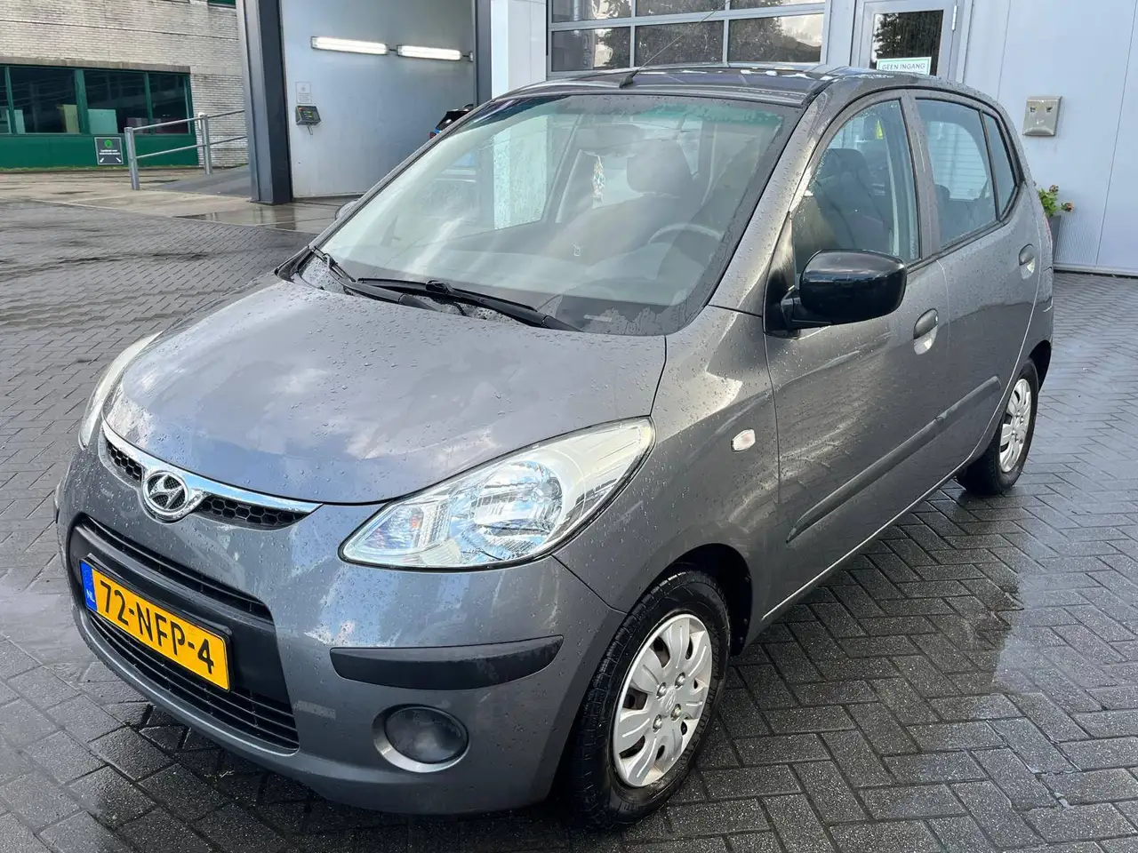 Hyundai i10 €3250,-1.1 Active 59.000KMS NAP! APK 06-2027 Zuinig instapper — photo 1 of 10