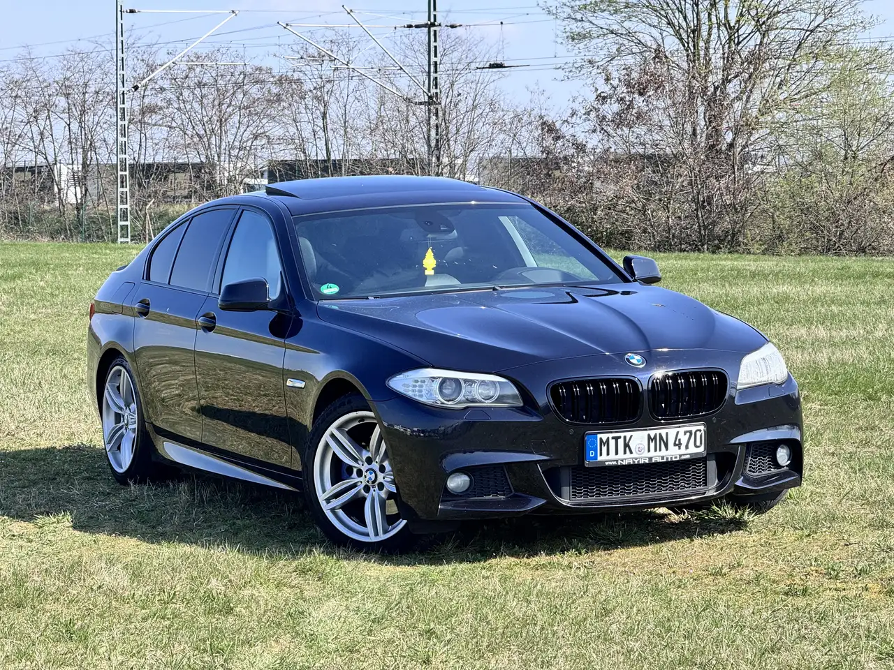 BMW 520 520d Sport-Aut. — photo 1 of 20