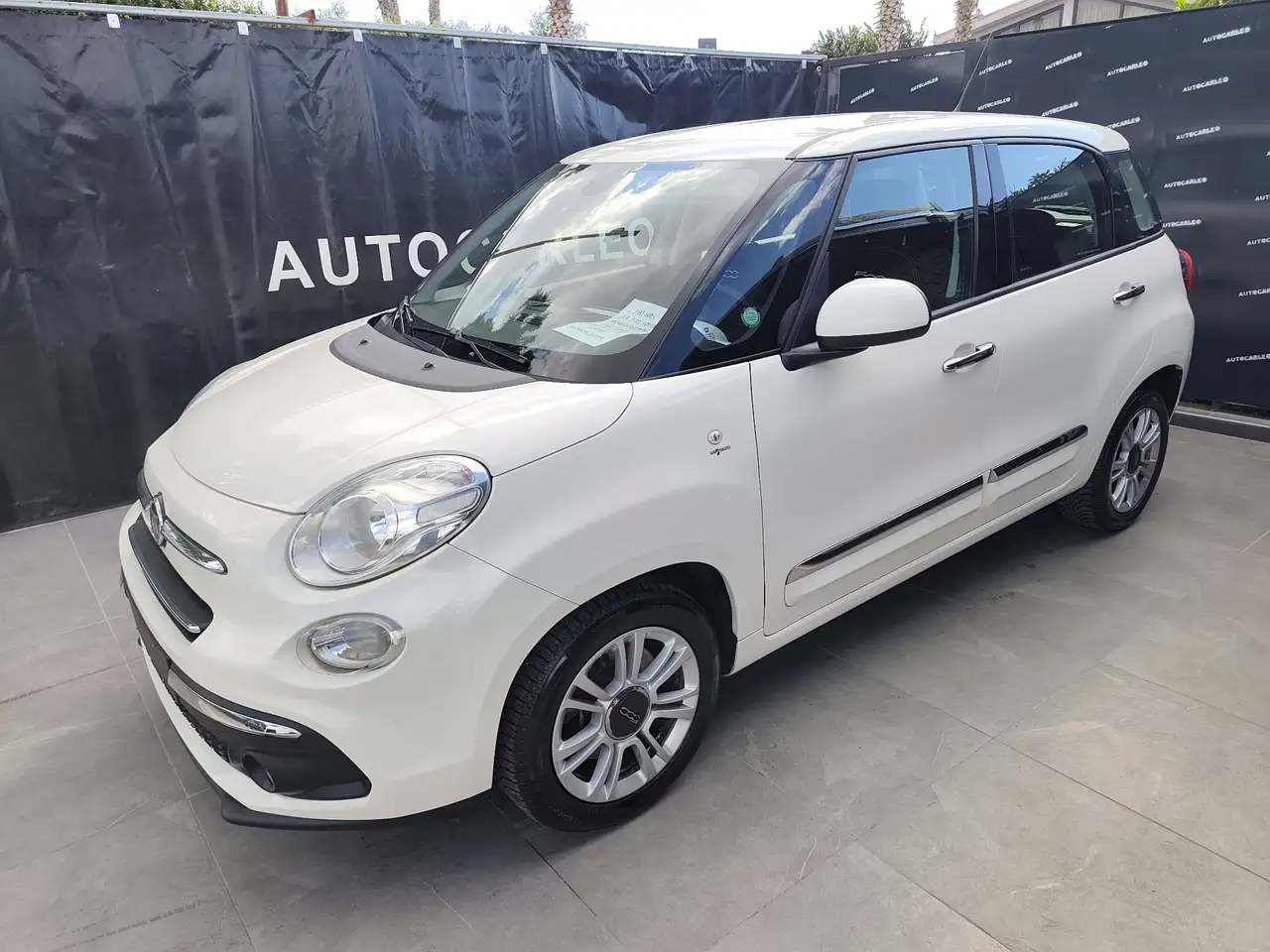 Fiat 500L 1.4 t-jet 120cv BENZINA E GPL DI SERIE — photo 1 of 15