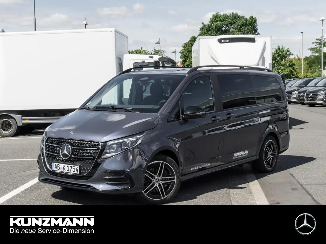 Mercedes-Benz V 250 d 4MATIC AVANTGARDE Lang AMG Night 360° — photo 1 of 27