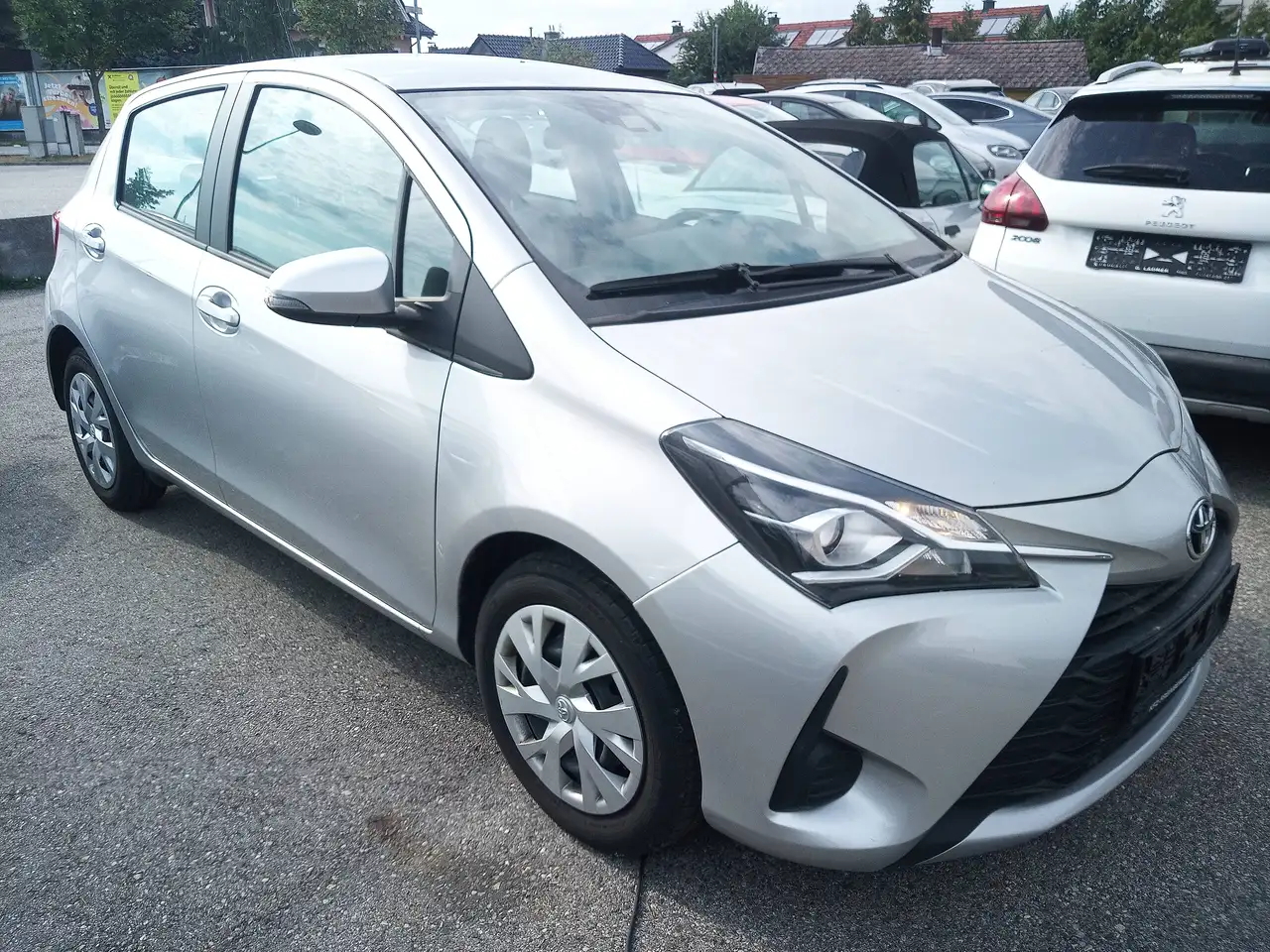 Toyota Yaris 1,5 VVT-iE MDS Automatik*Rückfahrkam.*Freispr.* — photo 1 of 13