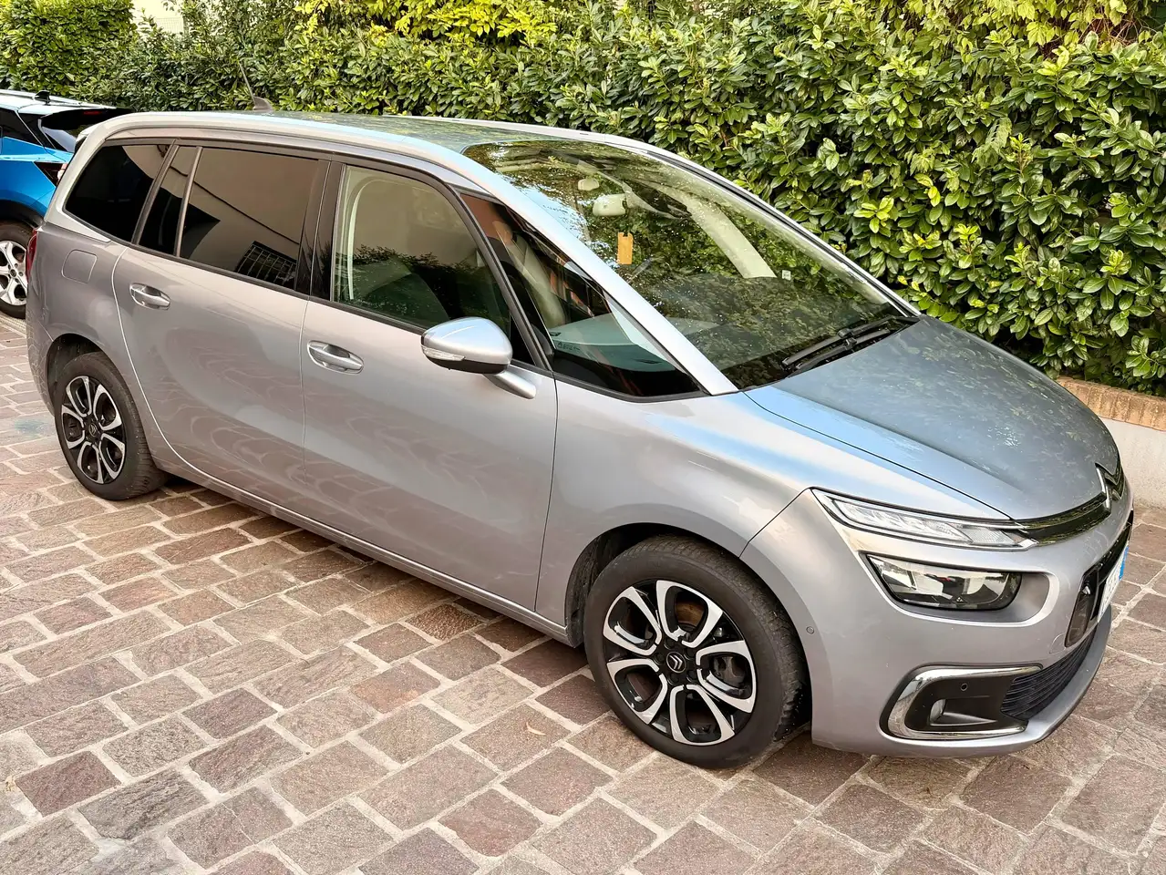 Citroen Grand C4 SpaceTourer C4 Grand Spacetourer 1.5 bluehdi Shine Pack s — photo 1 of 15