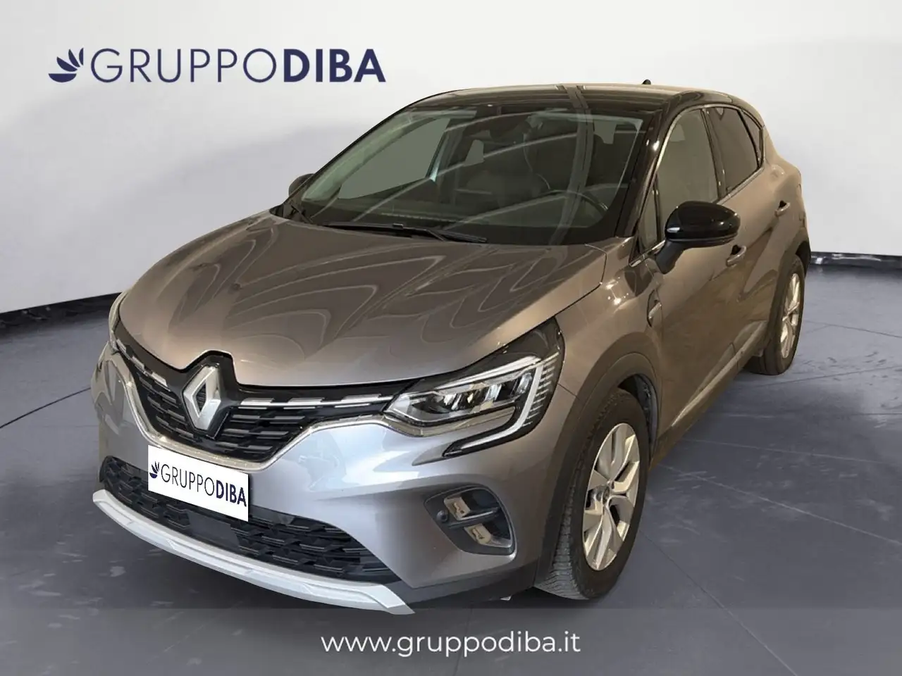 Renault Captur II 2019 Benzina 1.6 E-Tech phev Intens 160cv auto my21 — photo 1 of 15