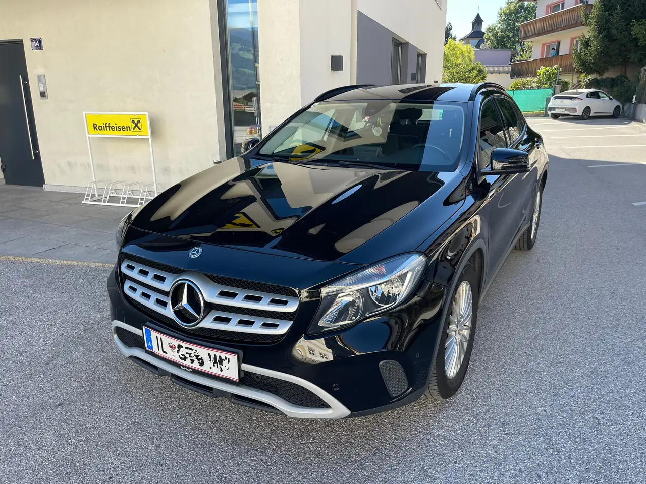Mercedes-Benz GLA 180 GLA 180 d — photo 1 of 6