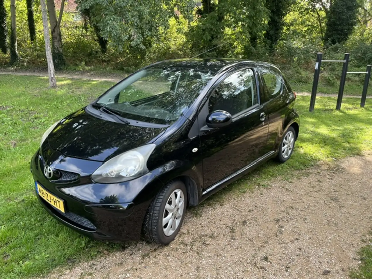 Toyota Aygo Aygo 1.0-12V — photo 1 of 4