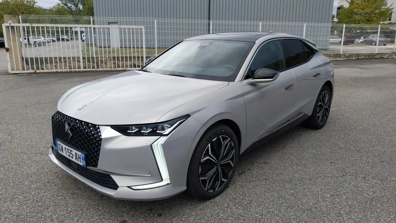 DS Automobiles DS 4 Opera — photo 1 of 13