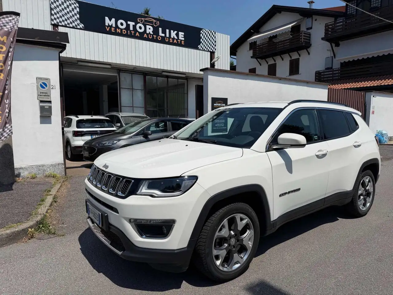 Jeep Compass 1.4 MultiAir 2WD Limited — photo 1 of 12