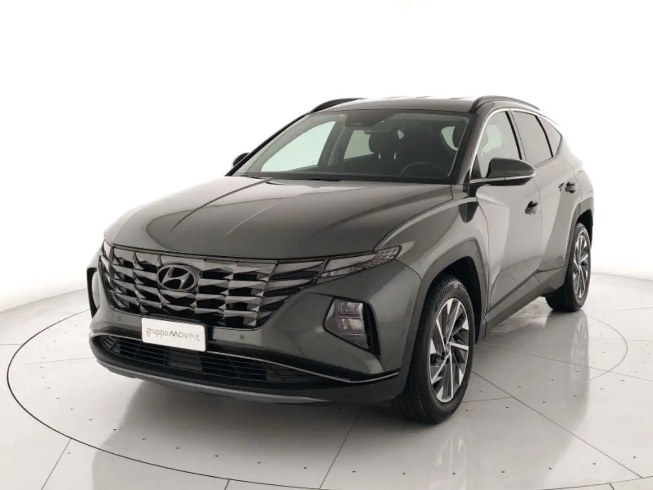 Hyundai TUCSON 1.6 crdi Xline 2wd — photo 1 of 15