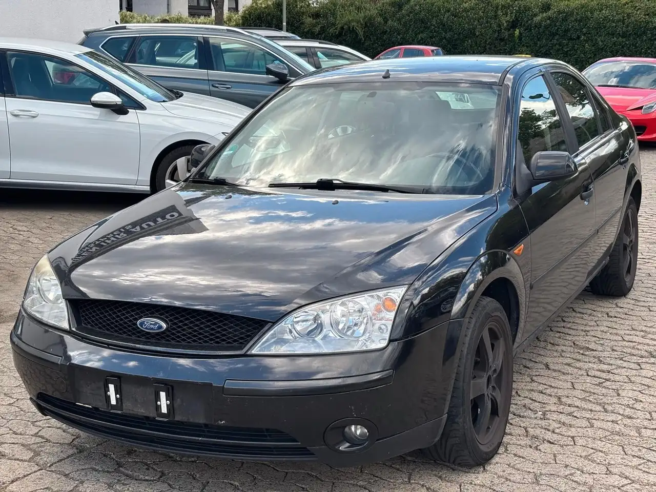 Ford Mondeo 1.8 92 kW Motor Getriebe laufen gut — photo 1 of 17
