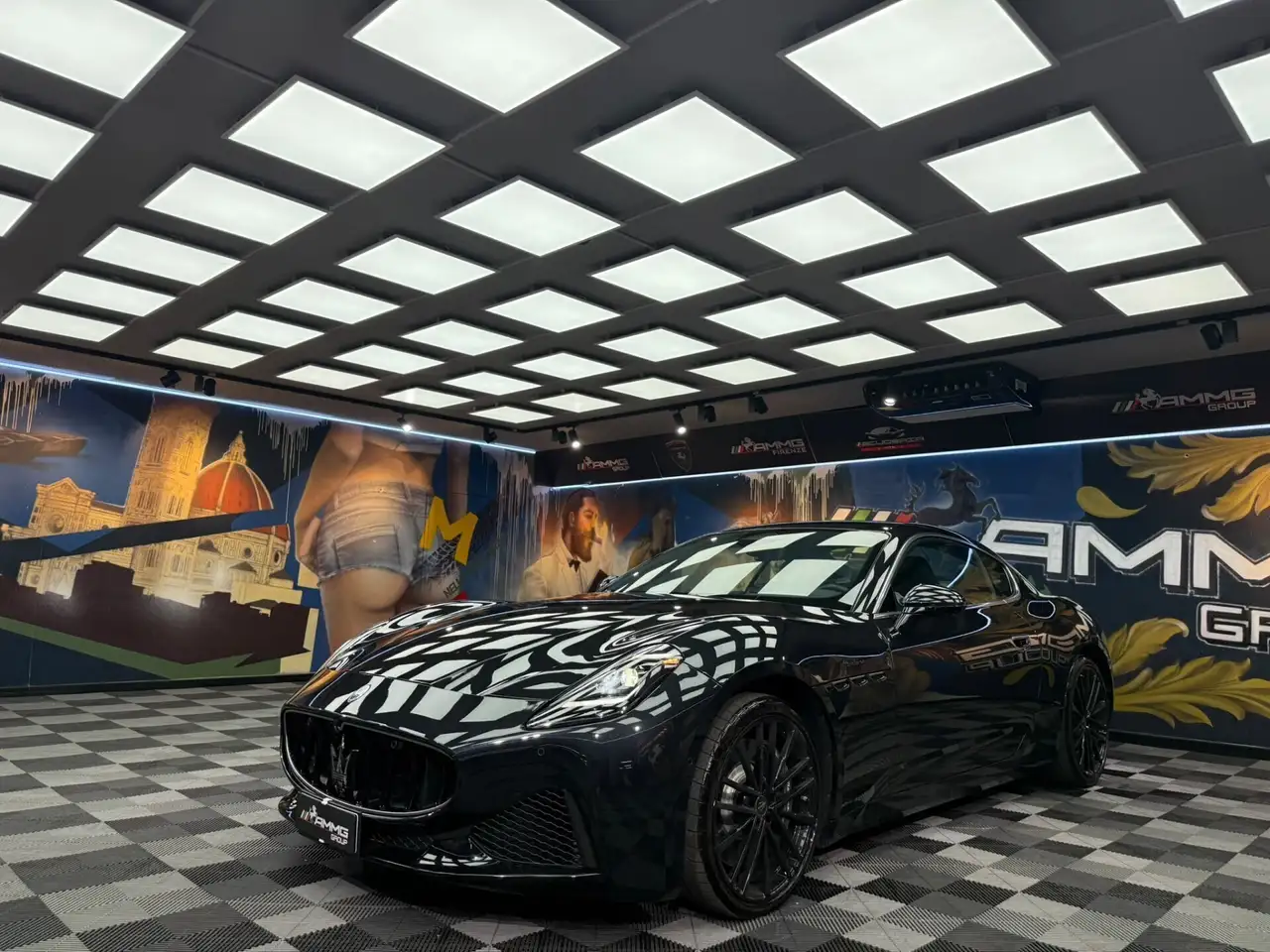 Maserati GranTurismo GranTurismo V6 490 CV AWD Modena (635) — photo 1 of 15