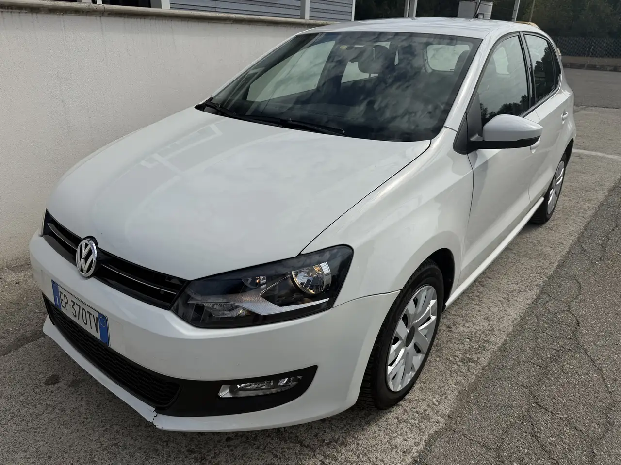 Volkswagen Polo 5p 1.2 tdi Comfortline — photo 1 of 15
