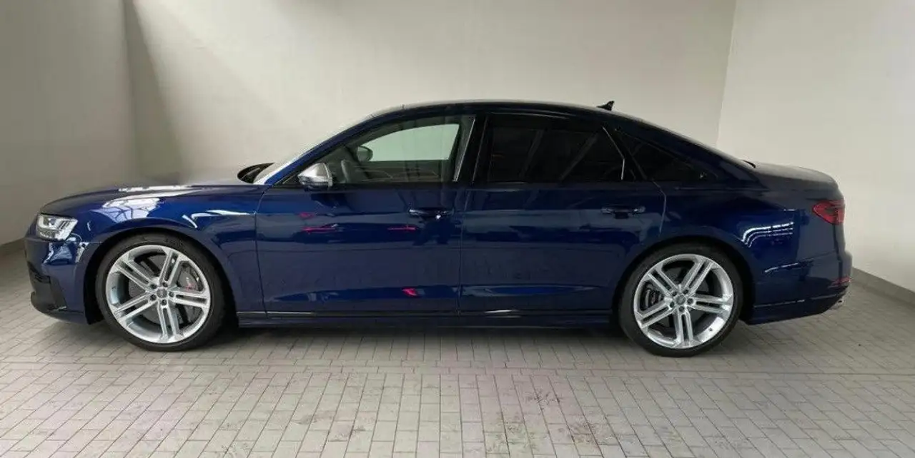 Audi S8 4.0 TFSI KERAMIK-PANO-STANDHZG-UPE 189.710! — photo 1 of 14