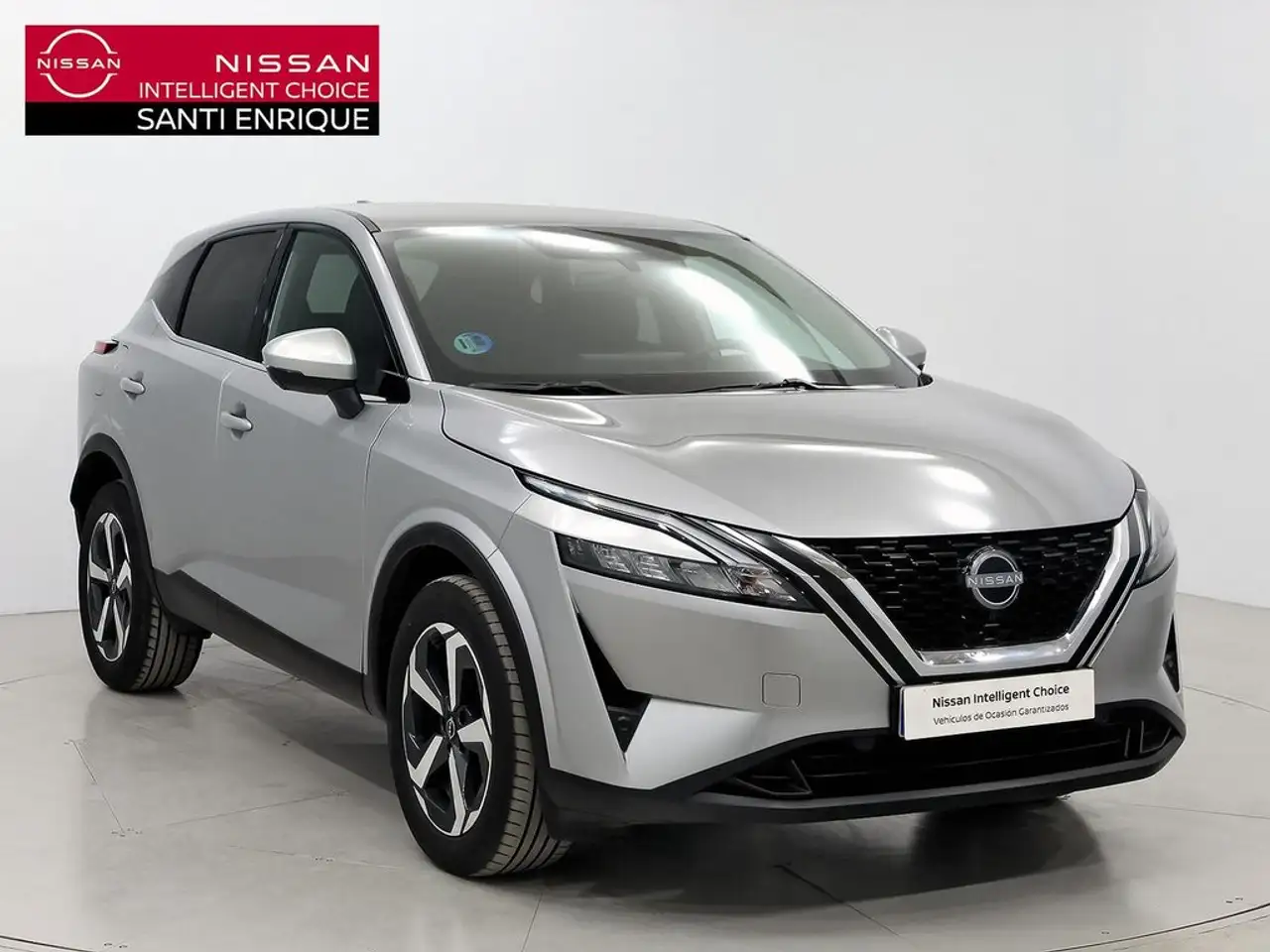Nissan Qashqai DIG-T 116kW Xtronic N-Connecta — photo 1 of 30