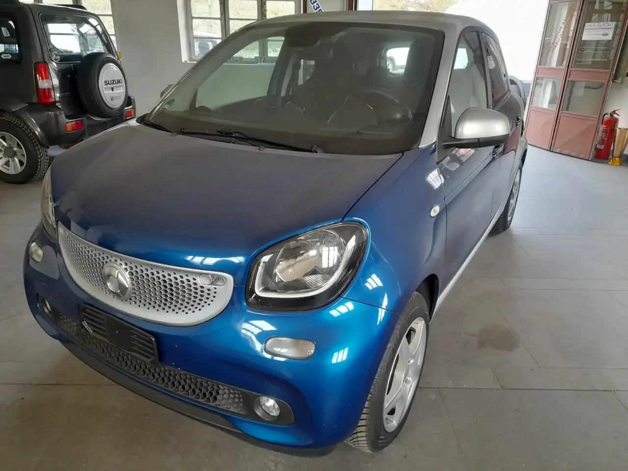 smart forFour forfour 90 0.9 Turbo Prime — photo 1 of 10