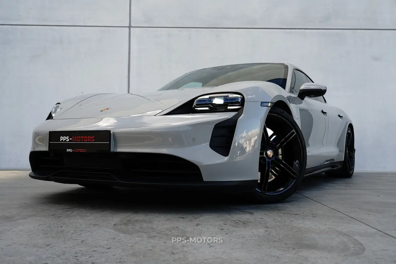 Porsche Taycan 4S SPORTDESIGN | SPORTCHRONO | PANO | LUC — photo 1 of 15
