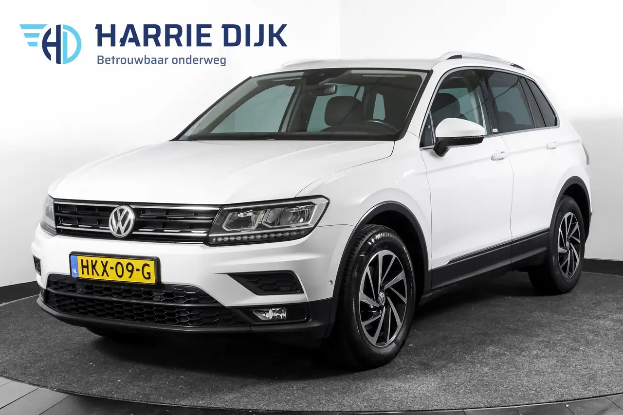 Volkswagen Tiguan 1.5 TSI ACT 150 PK Comfortline Business | Trekhaak — photo 1 of 40