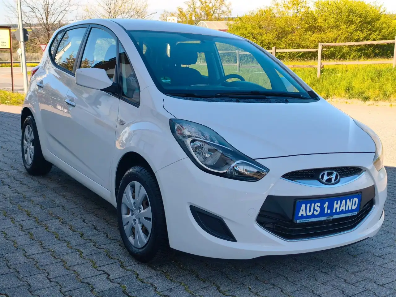 Hyundai iX20 5 Star Edition, Diesel, KLIMA, TÜV NEU — photo 1 of 32