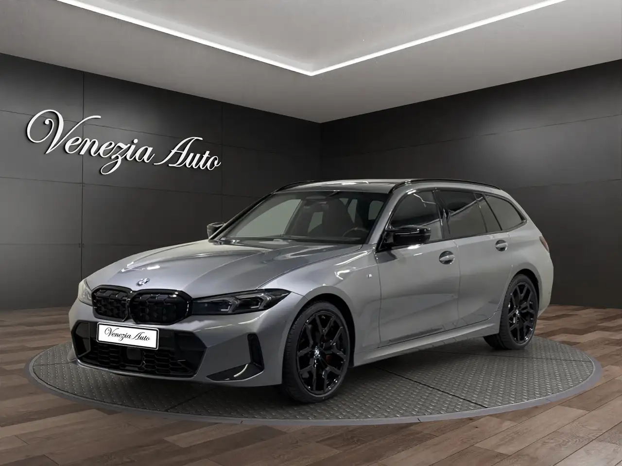 BMW 340 340d Touring Pro 340cv xDrive Gancio Tetto Panoramico ACC 360 Harman Riscaldamento ausiliario HUD Pelle Navi Keyless — photo 1 of 15