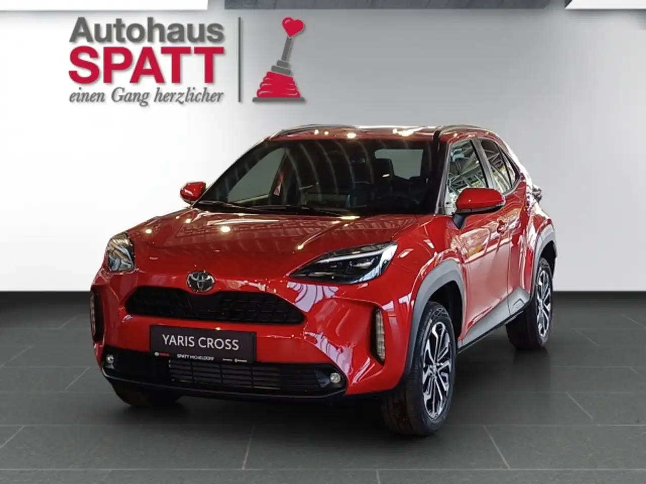 Toyota Yaris Cross 1,5 VVT-i Hybrid Active Drive 2WD !! Jungwagen !! — photo 1 of 7