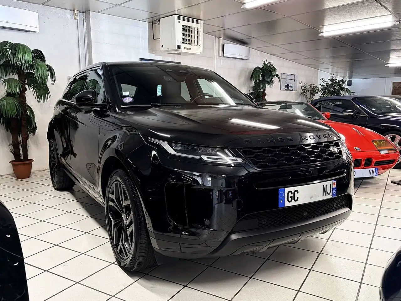Land Rover Range Rover Evoque 2.0 P 200CH FLEX FUEL SE AWD BVA — photo 1 of 13