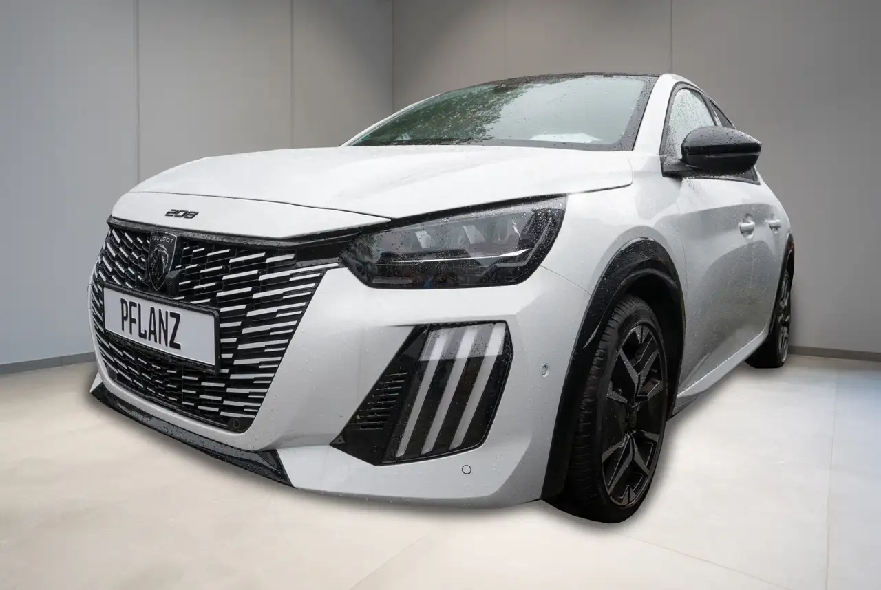 Peugeot 208 GT PureTech 100 EAT8 *MIRRORSCREEN*180°KAMERA*SHZ* — photo 1 of 21