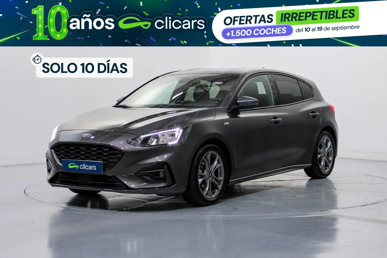 Ford Focus 1.0 Ecoboost ST-Line 125 — photo 1 of 36
