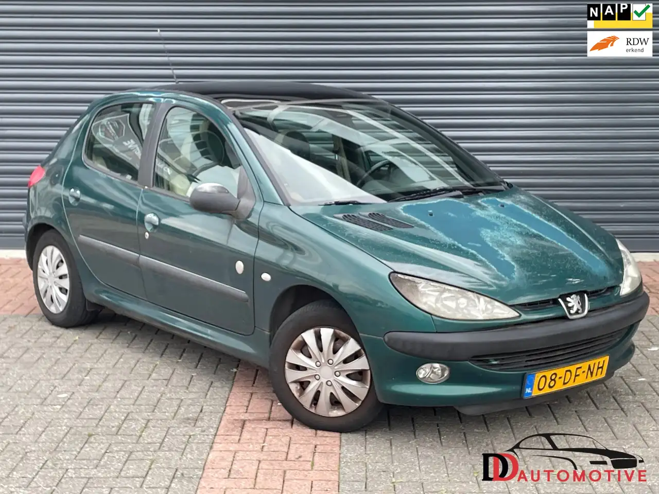 Peugeot 206 1.6 XT Pano | Airco | Elektr Ramen | Leder — photo 1 of 20