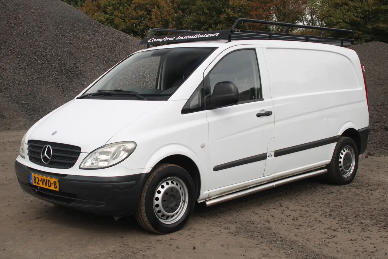 Mercedes-Benz Vito 109 CDI 320 Amigo — photo 1 of 12