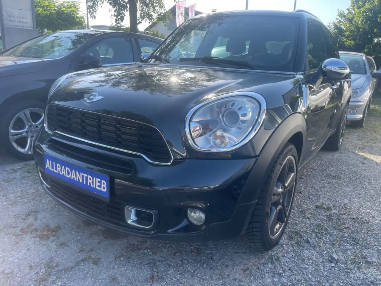 MINI Cooper S COOPER S Countryman Cooper S All4 AUTOMATIK — photo 1 of 17